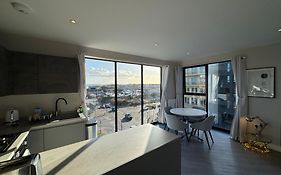 Penthouse - Harbour Views